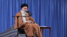 Ayatolá Jamenei: Irán nunca se ha quedado de brazos cruzados ante EEUU