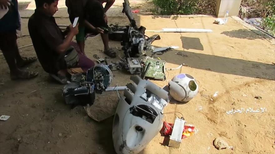 Un dron espía saudí derribado por las fuerzas yemeníes en la provincia de Al-Hudayda, 2 de noviembre de 2019. (Foto: Yemen Wrath)