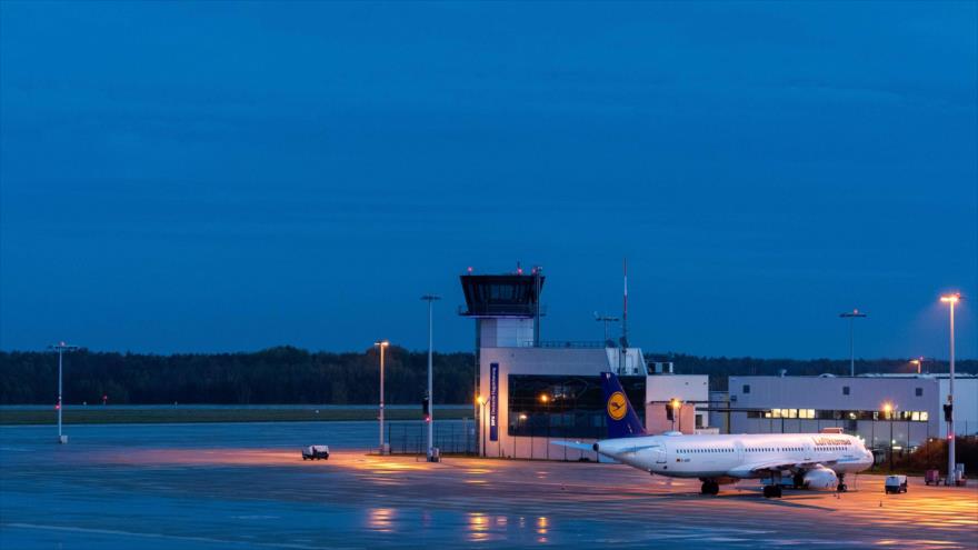 Huelga de personal de Lufthansa deja en tierra a 180 000 pasajeros