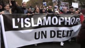 Miles de ciudadanos se manifiestan contra islamofobia en Francia