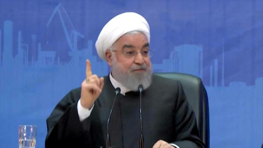 Rohani defiende medida iraní de reducir sus compromisos nucleares