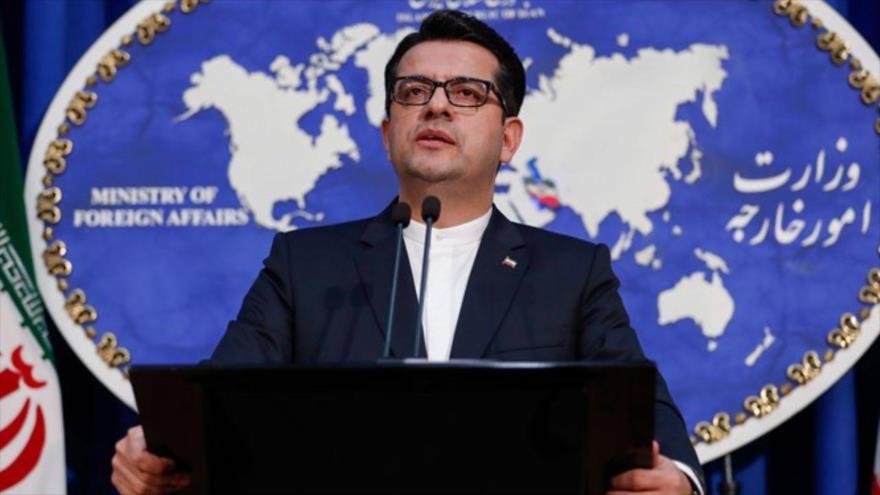 El portavoz de la Cancillería de Irán, Seyed Abás Musavi, en una rueda de prensa en Teherán la capital del país.
