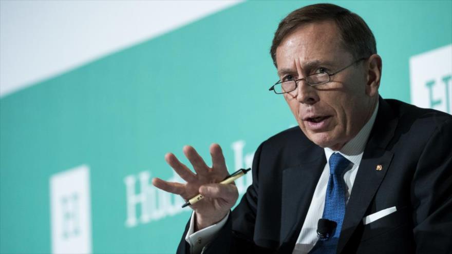 El exdirector de la Agencia de Inteligencia Central (CIA, por sus siglas en inglés) de EE.UU. David Petraeus.