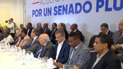 Critican alianzas políticas que realiza la oposición dominicana