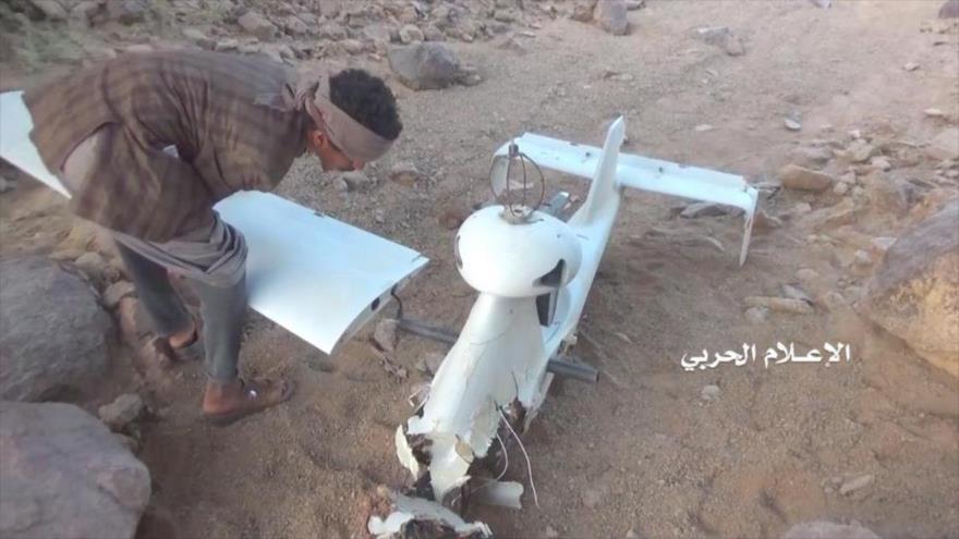 Un avión no tripulado (dron) saudí derribado por fuerzas yemeníes.