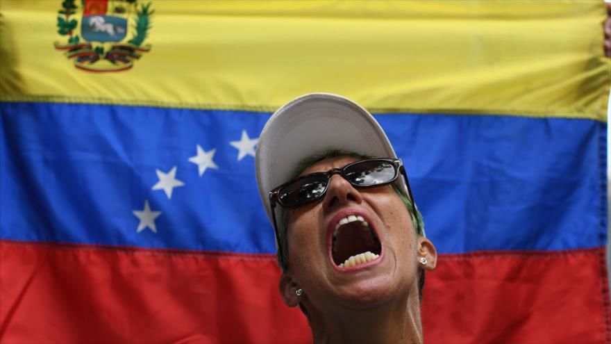 No a disturbios en Irán. Migración y miseria. Marchas en Venezuela
