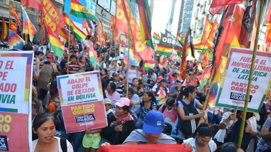 Denuncian frente a embajada de EEUU en Argentina golpe en Bolivia