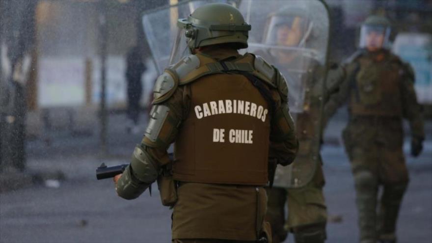 Carabineros siguen usando perdigones contra manifestantes en Chile