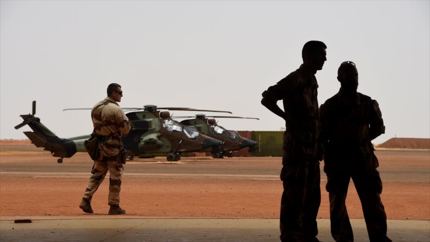 Militares franceses perteneciente a la Operación Barkhane aparecen en Gao, en el norte de Malí, 19 de mayo de 2017. (Foto: AFP)