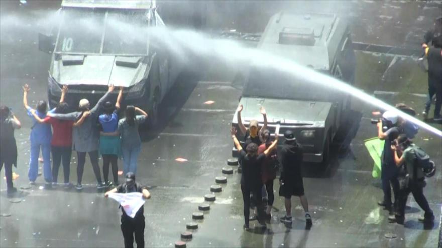 Chile vive violenta jornada de huelga general progresiva