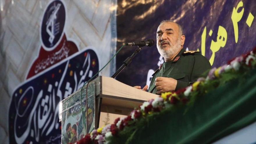 El comandante en jefe del CGRI de Irán, el general de división Hosein Salami, habla en un acto en Hamedán, 28 de noviembre de 2019. (Foto: Farsnews)