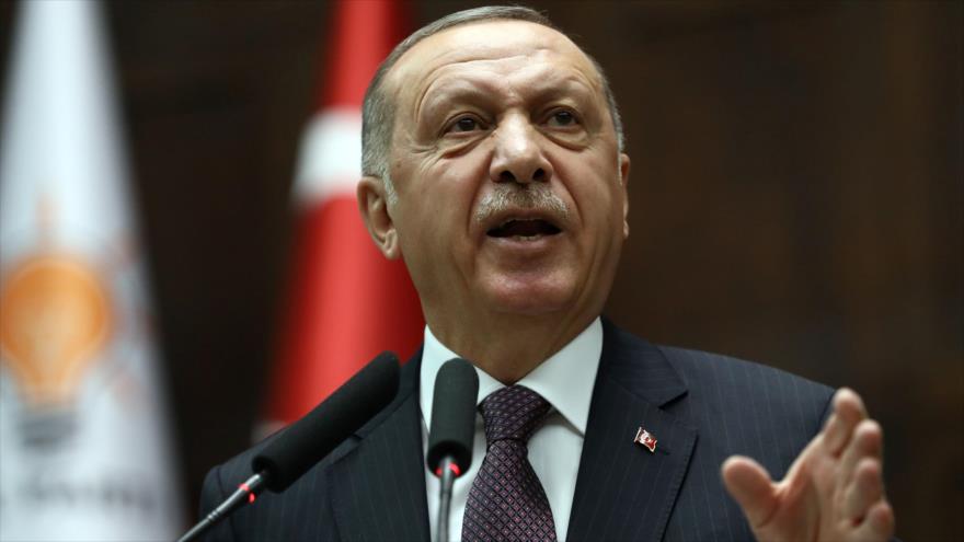 El presidente de Turquía, Recep Tayyip Erdogan, ofrece un discurso en Ankara, la capital turca, 19 de noviembre de 2019. (Foto: AFP)