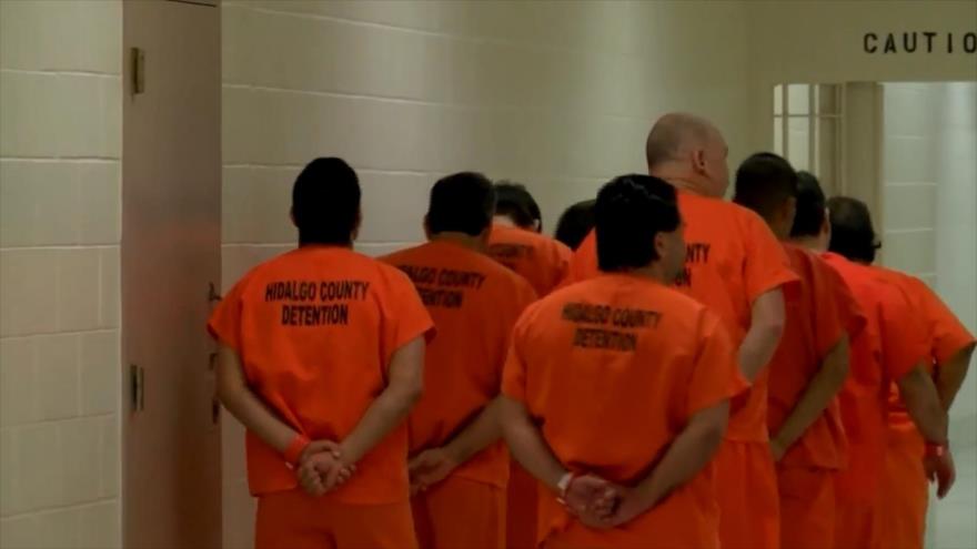 En hacinadas cárceles migratorias de EEUU se violan los DDHH