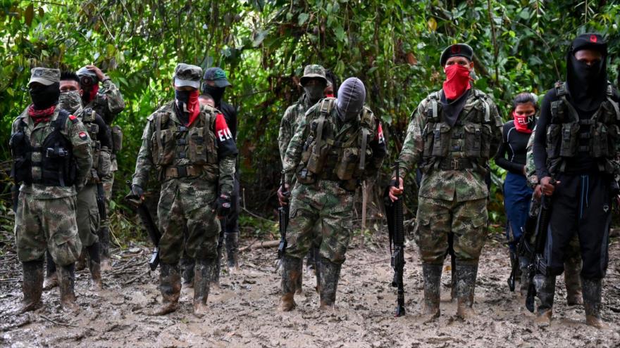 Miembros de la guerrilla Ejército de Liberación Nacional (ELN) en Chocó, noroeste de Colombia, 23 de mayo de 2019. (Foto: AFP)
