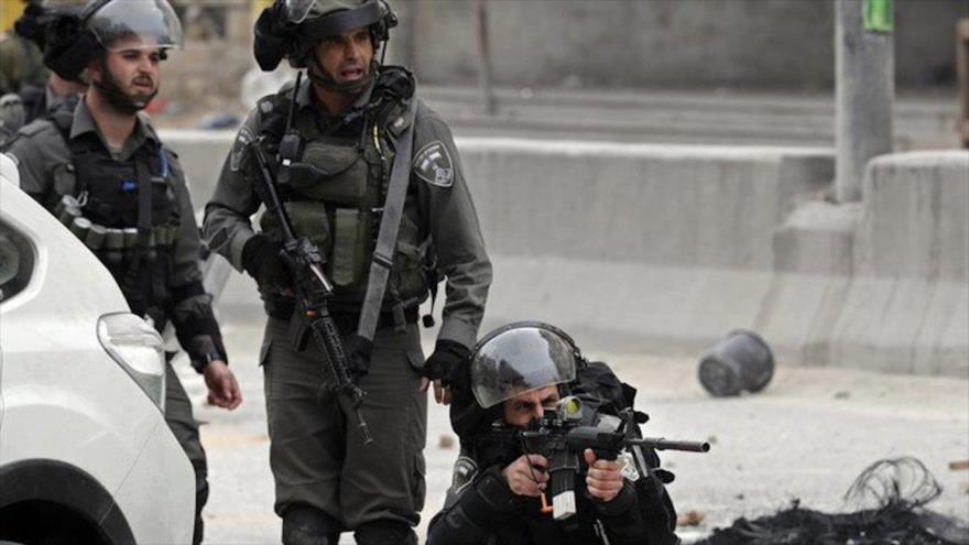 Fuerzas israelíes disparan a un civil palestino desarmado en la Cisjordania ocupada.