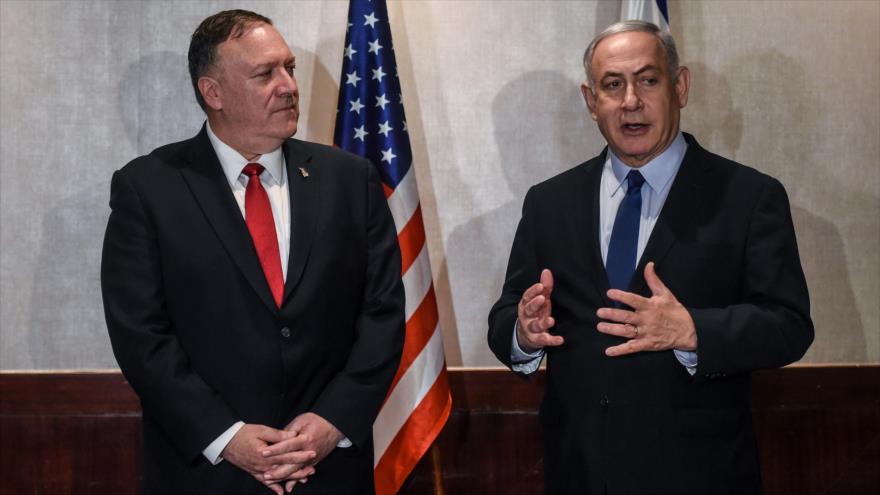 El premier israelí, Benjamín Netanyahu (dcha.), y el secretario de Estado de EE.UU., Mike Pompeo, Lisboa, Portugal, 4 de diciembre de 2019. (Foto: AFP)