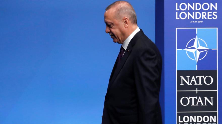 El mandatario turco, Recep Tayyip Erdogan, durante su participación en la cumbre de la OTAN, en Londres, 4 de diciembre de 2019. (Foto: AFP)