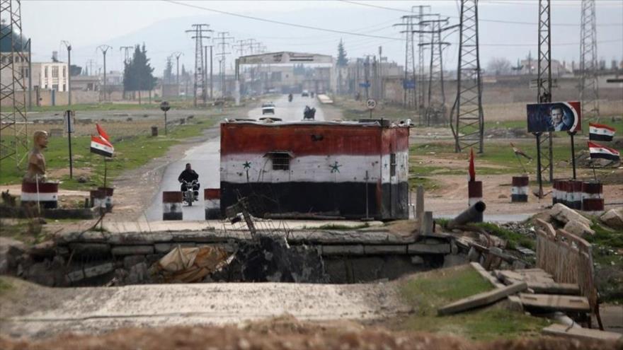 Un puesto de control del Ejército sirio, instalado en una carretera en el noreste de Siria.