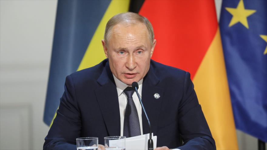El presidente de Rusia, Vladimir Putin, habla tras la reunión del Cuarteto de Normandía en París, capital gala, 9 de diciembre de 2019. (Foto: AFP)