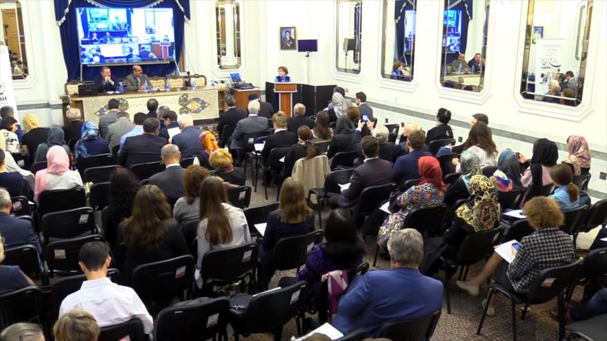 Rusia acoge 5º foro de expertos en Irán y maestros de lengua persa