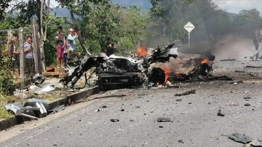 Atentado con coche bomba atribuido al ELN deja heridos en Colombia