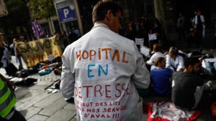 660 médicos hospitalarios renunciarán si Macron no da más dinero 