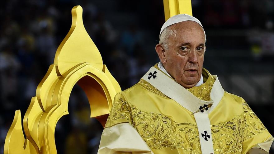 El papa Francisco dirige una Santa Misa en el Estadio Nacional de Bangkok, capital de Tailandia, 21 de noviembre de 2019. (Foto: AFP)