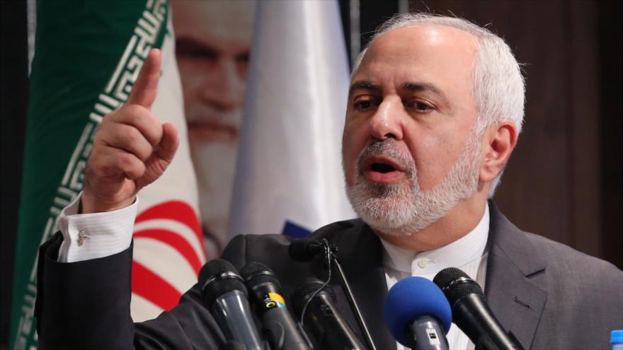 El canciller iraní, Mohamad Yavad Zarif, habla en una conferencia en Tehrán, la capital, 21 de octubre de 2019. (Foto: AFP)