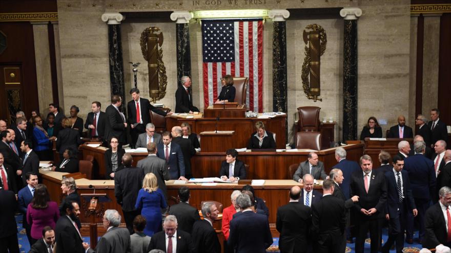 Cámara Baja de EEUU vota a favor de impeachment a Trump