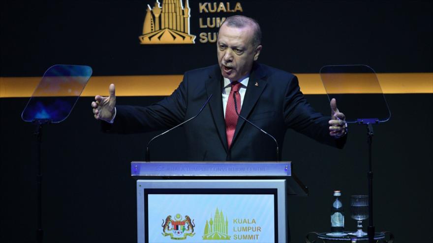 El presidente turco, Recep Tayyip Erdogan, en una cumbre en Kuala Lumpur (capital de Malasia), 19 de diciembre de 2019. (Foto: AFP)