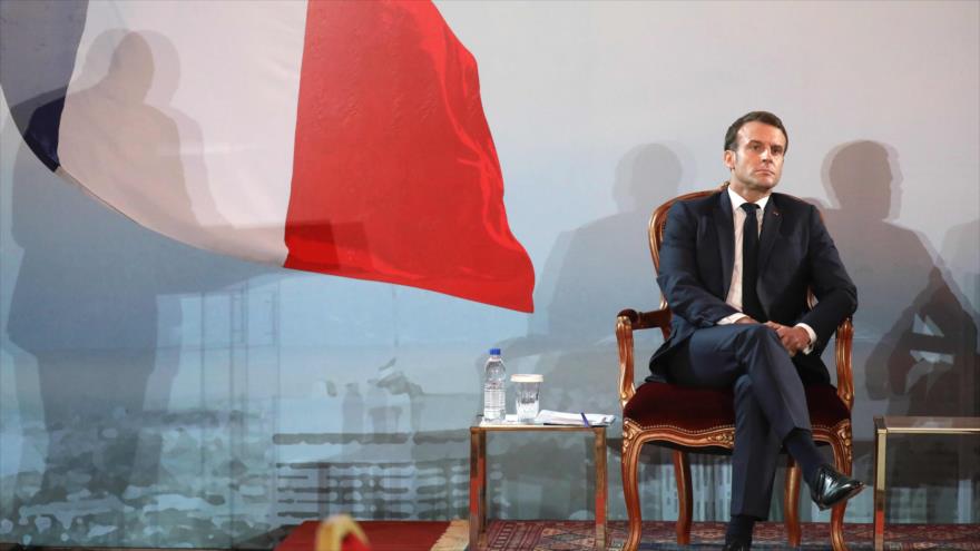 El presidente francés, Emmanuel Macorn, en una rueda de prensa en Abiyán, Costa de Marfil, 21 de diciembre de 2019. (Foto: AFP)
