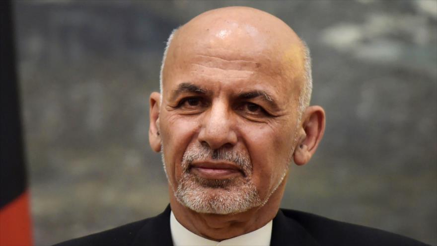 Primeros resultados dan la presidencia afgana a Ashraf Ghani