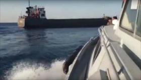 Vídeo: Tropas de Haftar capturan un barco turco en costas de Libia