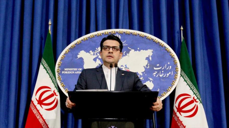 El portavoz de la Cancillería iraní, Seyed Abás Musavi, ofrece una rueda de prensa en la sede del ministerio en Teherán, capital persa.