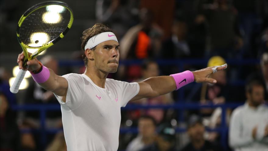 El tenista profesional español, Rafael Nadal, tras ganar la final del torneo de exhibición de Abu Dabi, 21 de diciembre de 2019. (Foto: AFP)