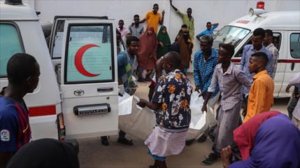 Atentado con coche bomba deja 76 muertos y 70 heridos en Somalia