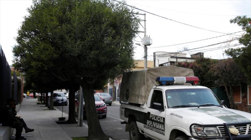 España no iba a ayudar a los asilados a salir de embajada mexicana