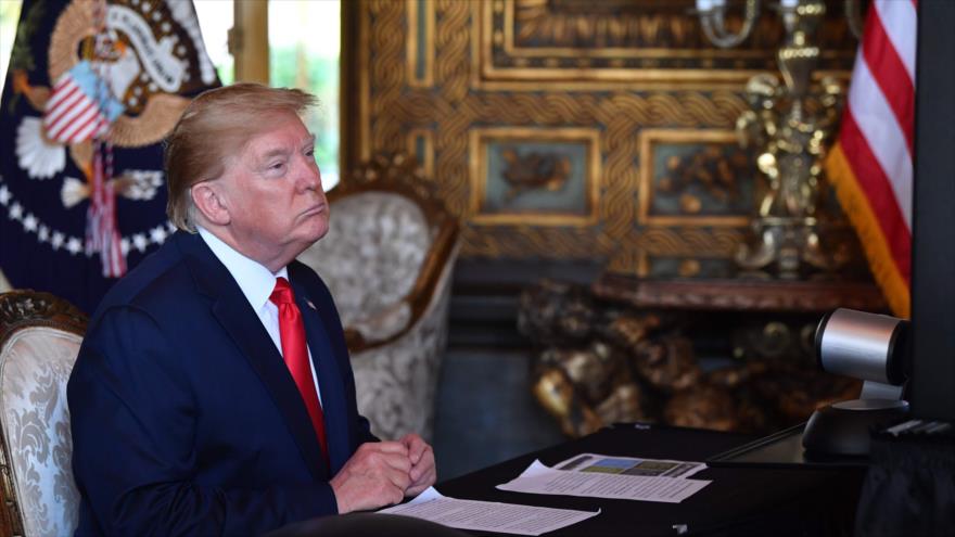 El presidente de EE.UU., Donald Trump, asiste a una reunión en Palm Beach, Florida, 24 diciembre de 2019. (Foto: AFP)