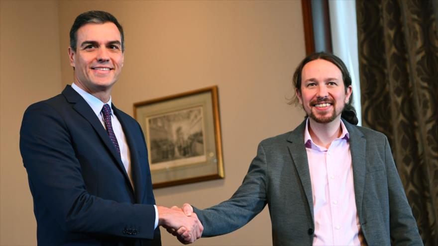 PSOE y Unidas Podemos firman su ‘histórico’ acuerdo de coalición