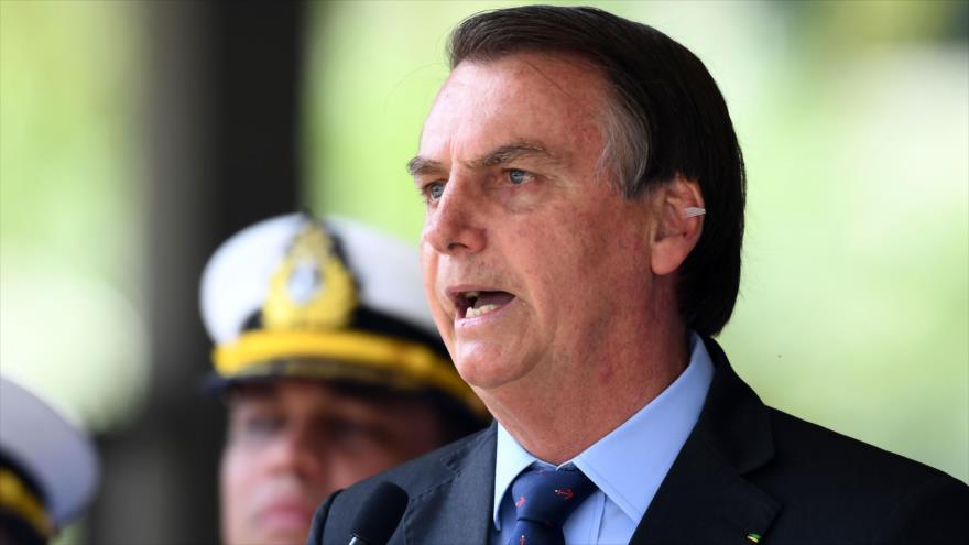 Bolsonaro exige presencia de más armas en las calles de Brasil | HISPANTV