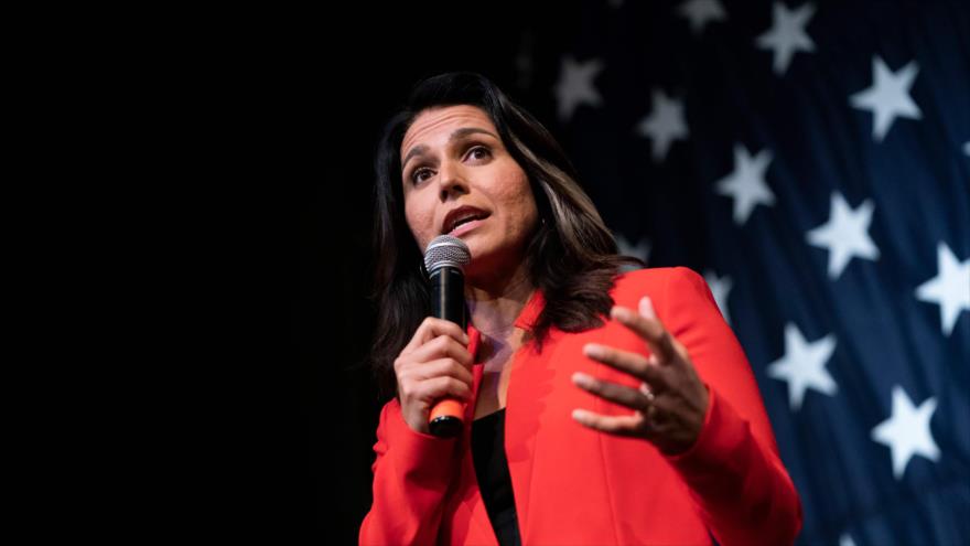 La precandidata presidencial demócrata Tulsi Gabbard habla durante un acto en Clear Lake, 9 de agosto de 2019. (Foto: AFP)