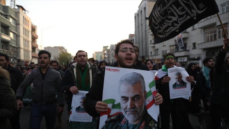 Millones de iraníes participan en el cortejo fúnebre del general iraní Soleimani en Teherán, capital persa, 6 de enero de 2020. (Foto: Mehr)
