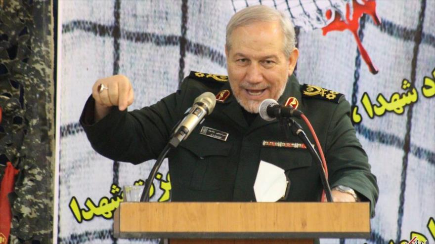 El asesor del Líder de la Revolución Islámica de Irán para Asuntos Militares, el general de división Yahya Rahim Safavi.
