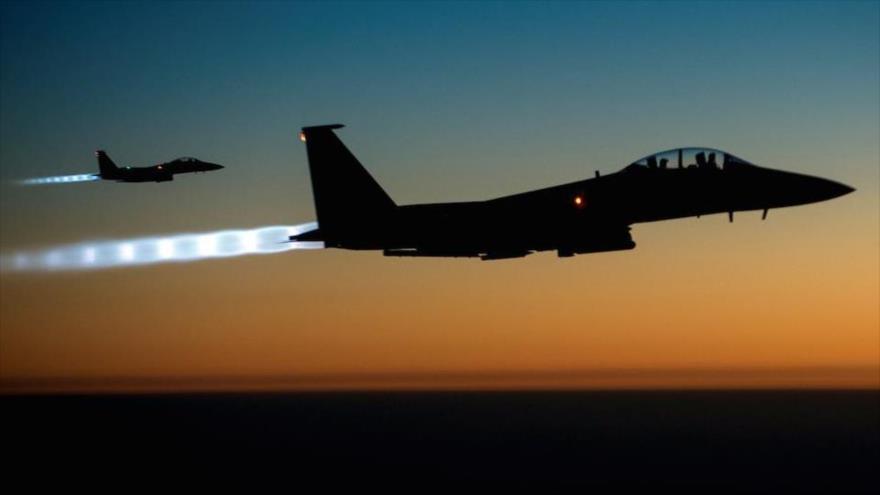 Un par de cazas F-15 de EE.UU. sobrevolando el espacio aéreo del norte de Irak, 23 de septiembre de 2014.