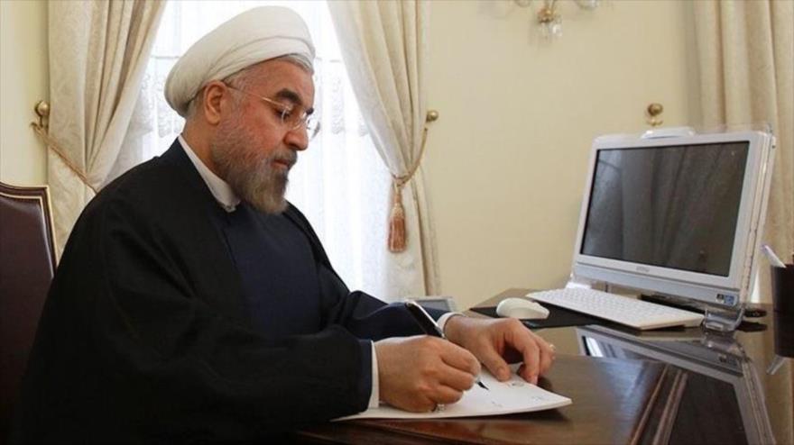 El presidente de Irán, Hasan Rohani, en su despacho en Teherán, capital persa.