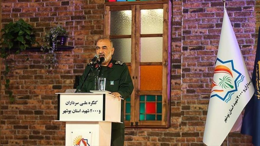Comandante en jefe del CGRI de Irán, el general de división Hosein Salami, habla en un acto público en Busher (suroeste), 15 de enero de 2020.
