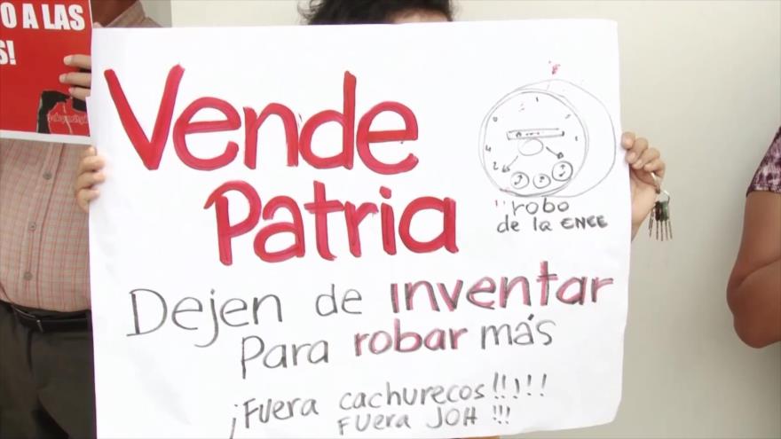 Hernández quiebra instituciones del Estado en Honduras