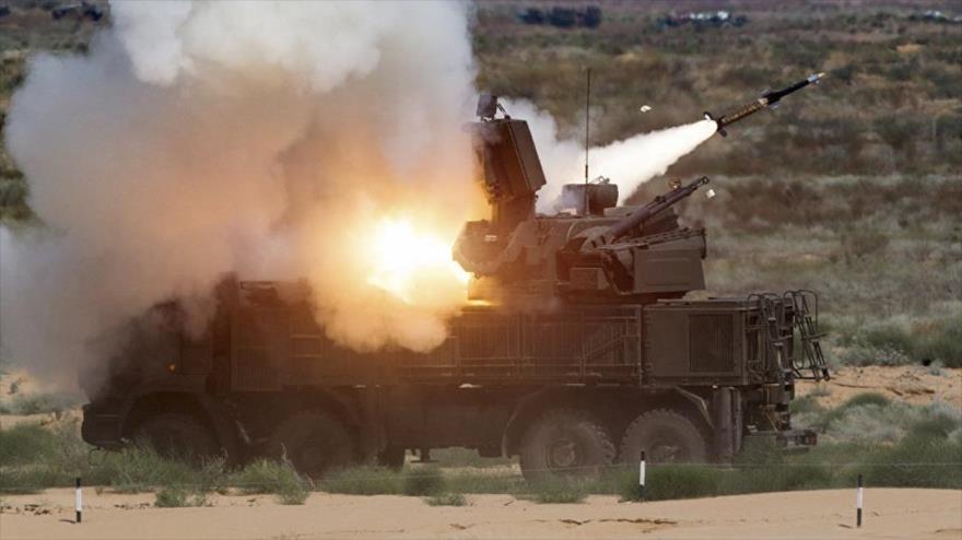 Sistema de defensa aérea en la base militar rusa de Hmeimim, en la provincia siria de Latakia (oeste).