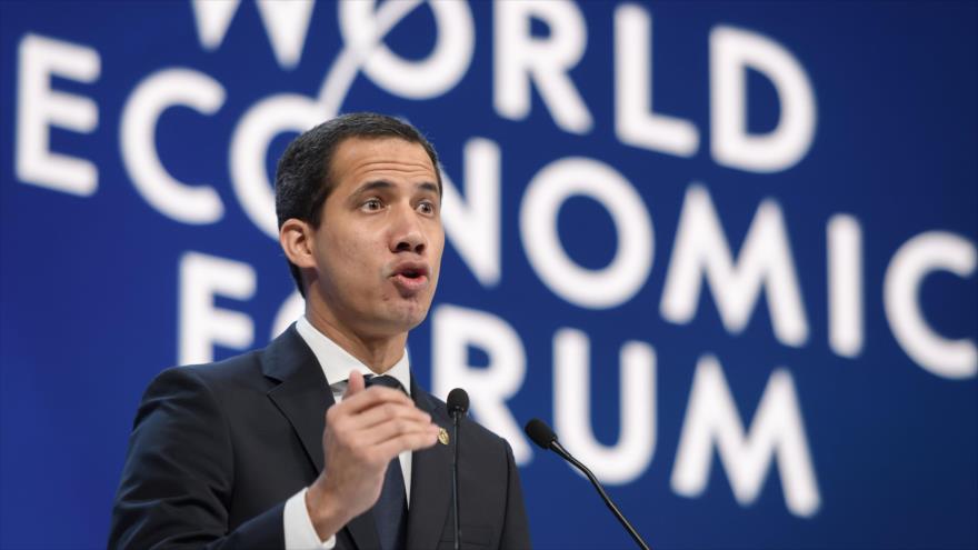 ‘Compra de licor con donaciones’: Corrupcion marca un año de Guaidó | HISPANTV