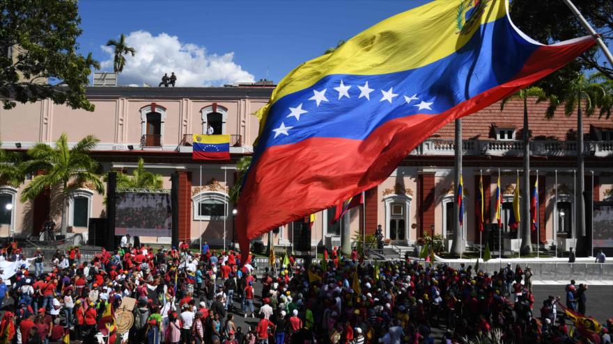 Venezolanos salen a las calles para marchar contra el imperialismo | HISPANTV